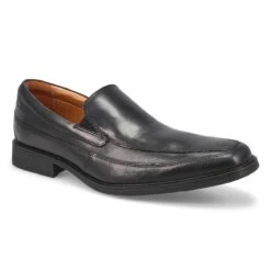 Clarks Men's Tilden Free Dress Shoe - Black